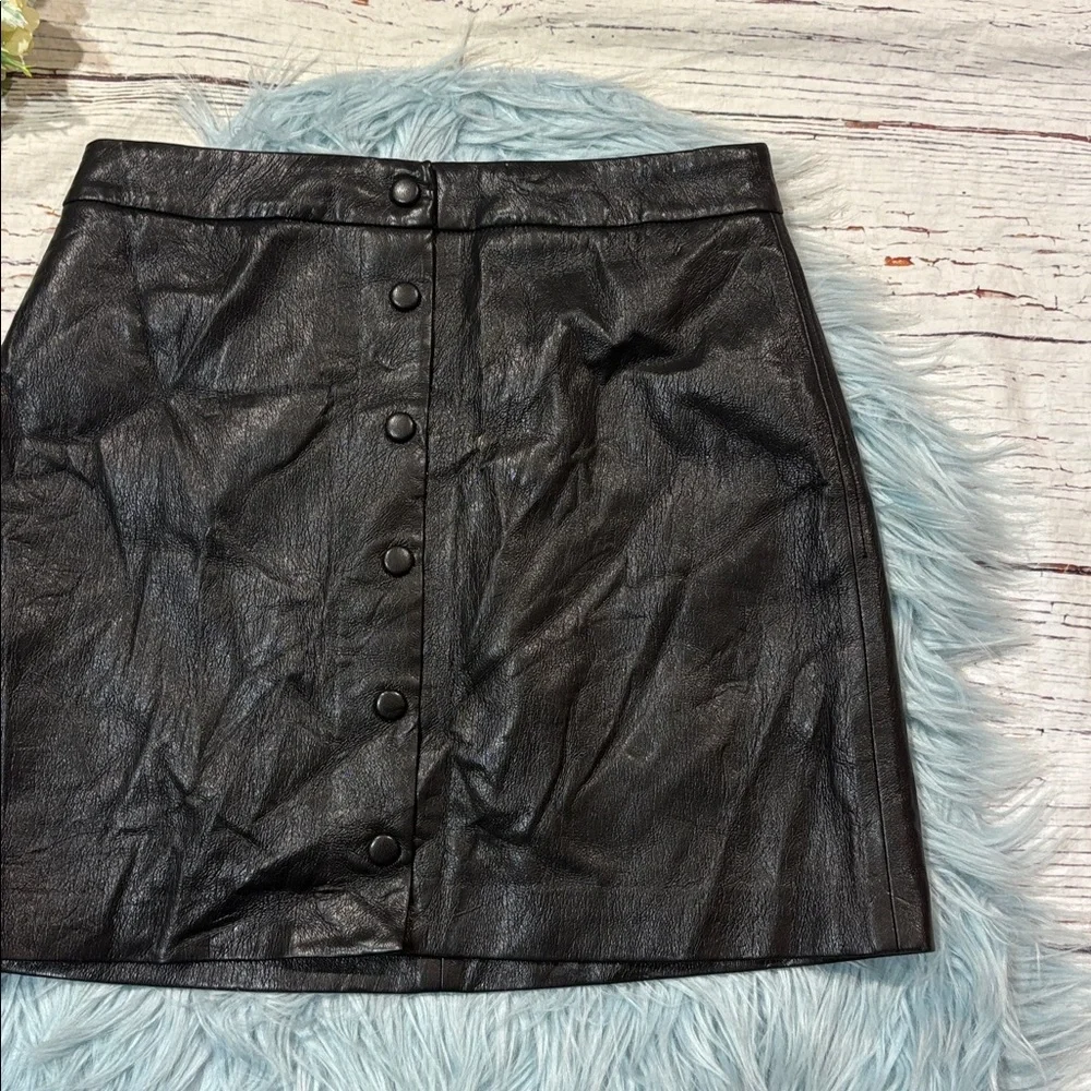 Aritzia Wilfred Black Faux Leather Manor Mini Skirt